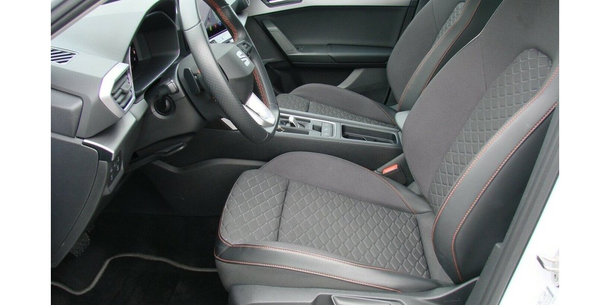 Seat Leon 1.5TSi Hybrid FR ACC LED Kamera 26.551 km 23.980 &euro; Falkensee 14612