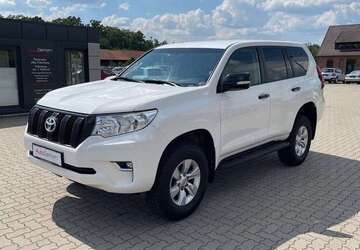 Toyota Land Cruiser 48.561 km 46.920 &euro; Martfeld 27327