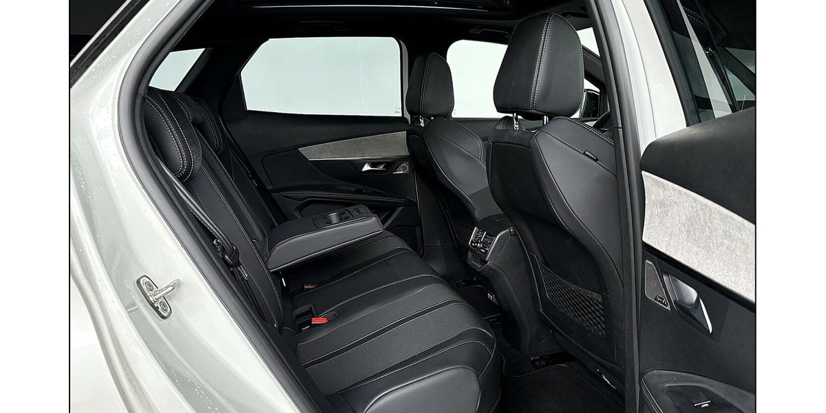 Peugeot 3008 Hybrid GT Pano Memory LED Kamera Assist 56.000 km 21.499 &euro; Stade 21682