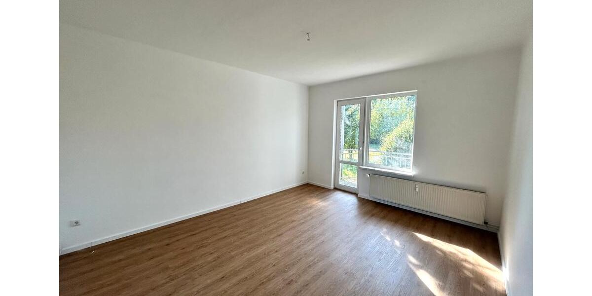Erdgeschoßwohnung Güstrow - 4 Zimmer, 83 m&sup2;, 668&euro; | Angebot:27639997