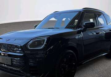 Mini Countryman S All4 6.742 km 43.200 &euro; München 80788