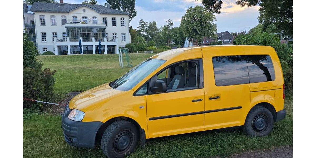 VW Caddy 220.000 km 3.595 &euro; Hille 32479