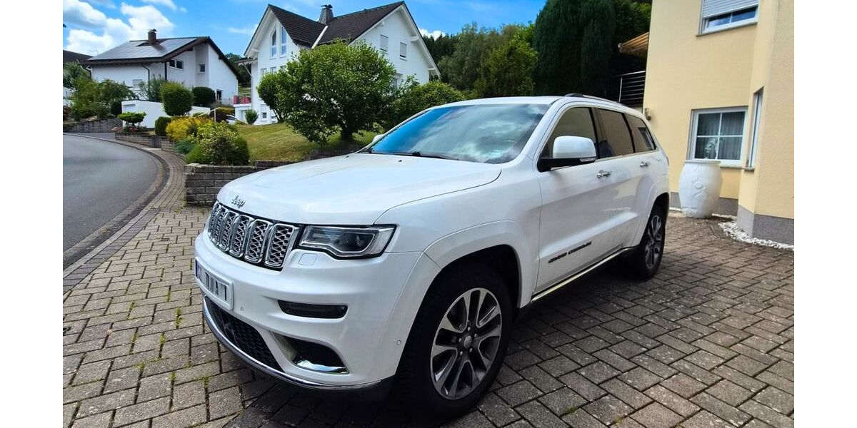 Jeep Grand Cherokee 77.000 km 26.490 &euro; Freudenberg 57258