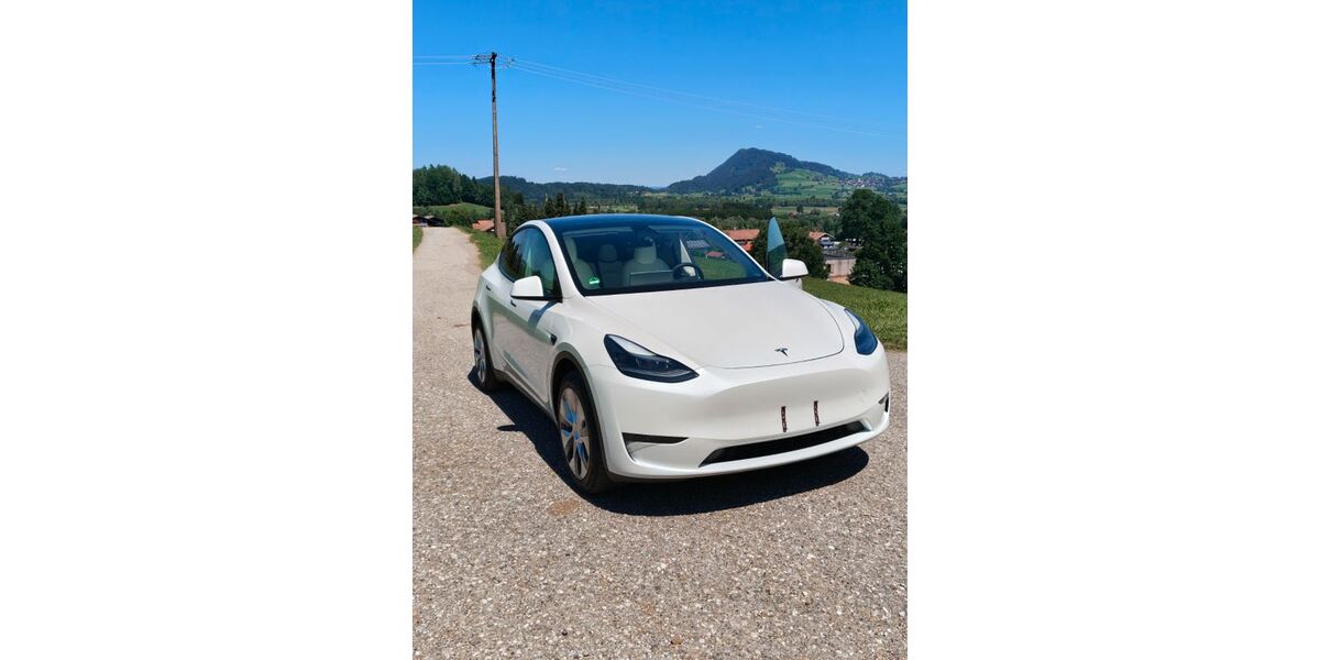 Tesla Model Y 41.999 km 33.000 &euro; Blaichach 87544