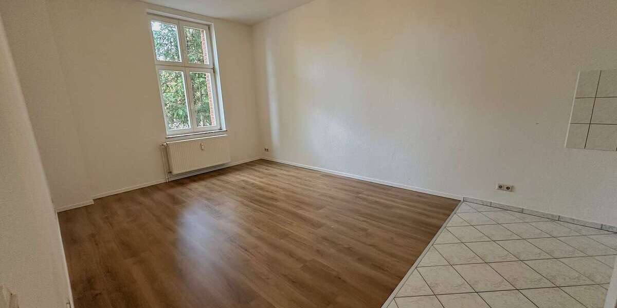 Etagenwohnung Brandenburg an der Havel - 2 Zimmer, 44 m&sup2;, 395&euro; | Angebot:27668938