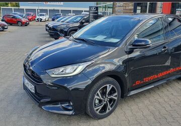 Toyota Yaris 2.000 km 25.990 &euro; Beckum 59269