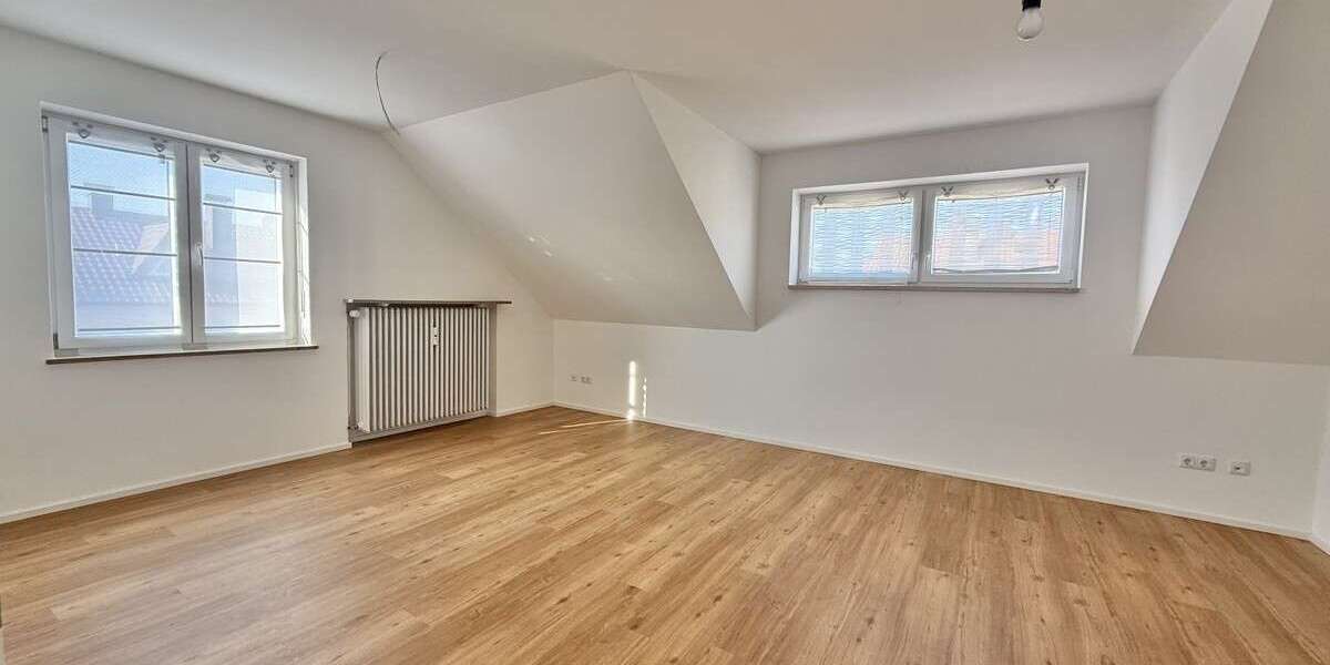 Etagenwohnung Schwandorf - 4 Zimmer, 84 m&sup2;, 769&euro; | Angebot:27259674