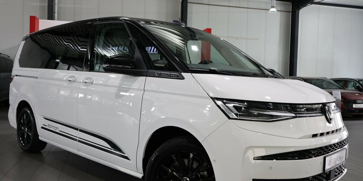 VW T7 Multivan TSI DSG LANG EDITION WHITE & BLACK 22.000 km 56.444 &euro; Hamm 59077