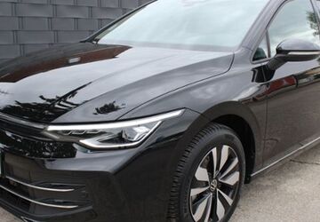 VW Golf 1.106 km 27.825 &euro; Meerane 08393