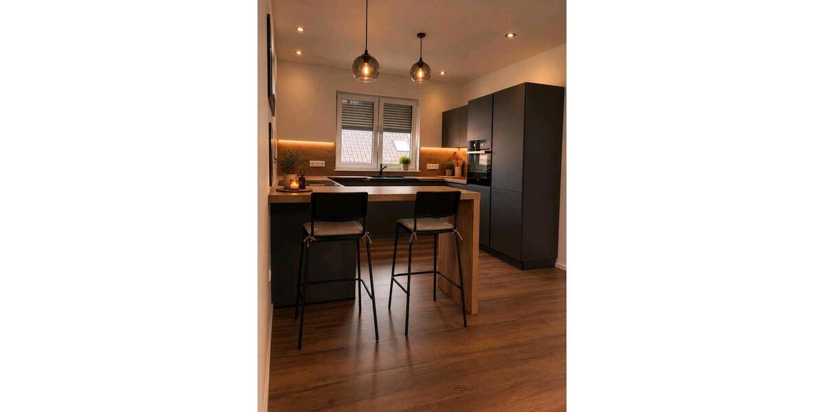 Etagenwohnung Schmelz - 4 Zimmer, 125 m&sup2;, 1.200&euro; | Angebot:27637680