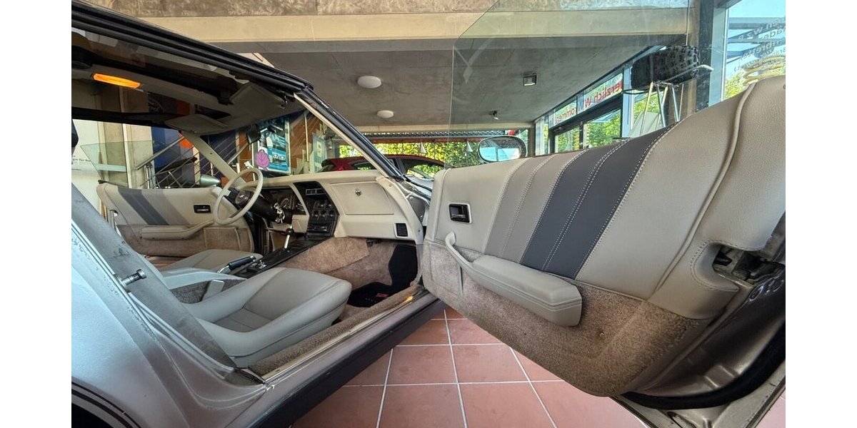 Corvette C3 Targa Collectors Edition 44.000 km 25.999 &euro; Rudolstadt 07407