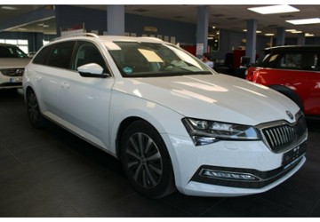 Skoda Superb Combi 2.0 TDI DSG Style 87.424 km 19.980 &euro; Euskirchen 53881