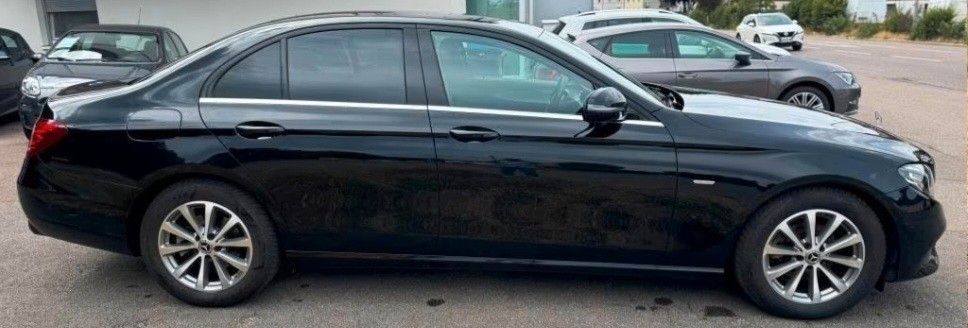 Mercedes-Benz E 200 260.000 km 15.750 &euro; Lüdenscheid 58515