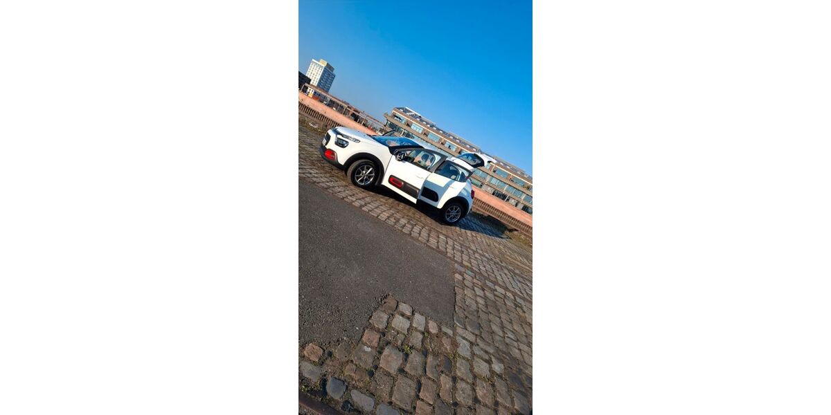 Citroen C3 68.050 km 10.700 &euro; Bremen 28217