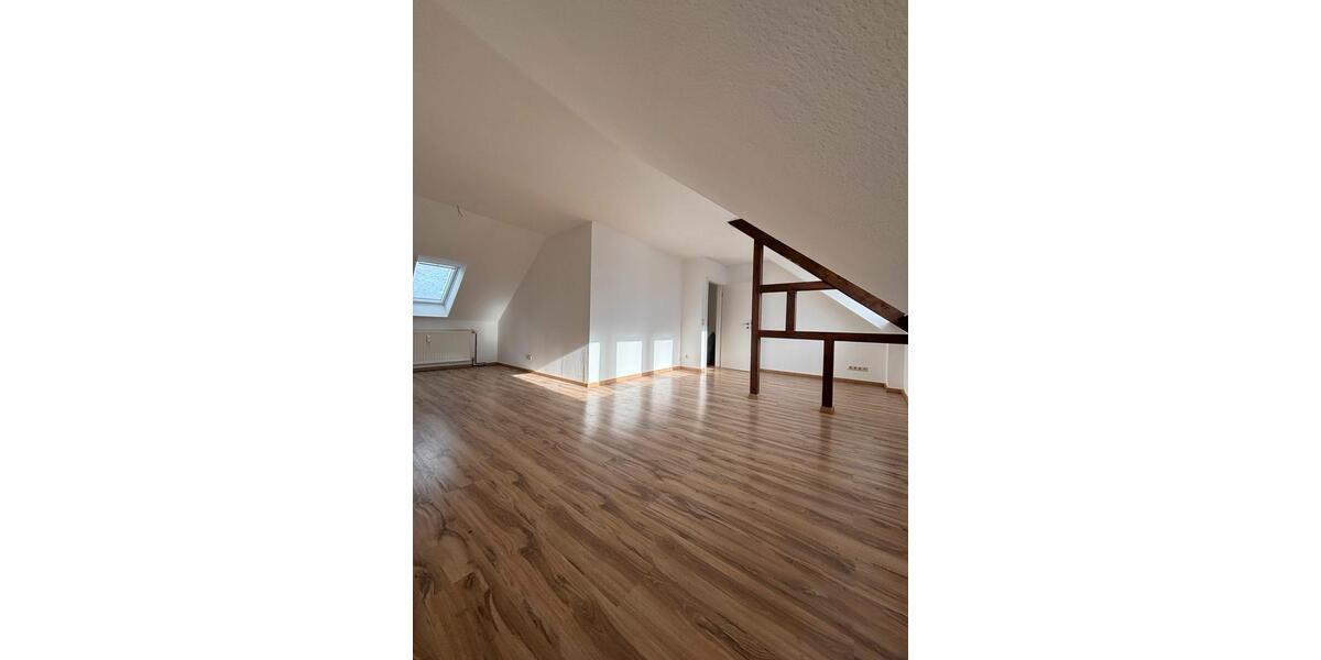 Dachgeschoßwohnung Grevesmühlen - 4 Zimmer, 98 m&sup2;, 780&euro; | Angebot:27639862