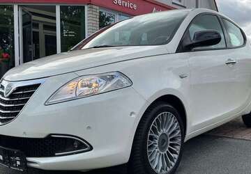 Lancia Ypsilon 88.639 km 5.490 &euro; Oldenburg 26125