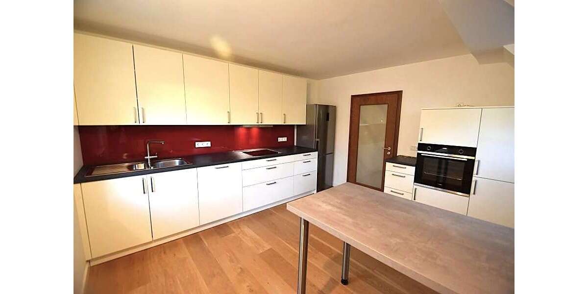 Etagenwohnung Düsseldorf Stadtbezirk 9 - 4 Zimmer, 118 m&sup2;, 1.908&euro; | Angebot:27657641