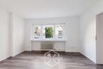 Erdgeschoßwohnung Stuttgart Zuffenhausen - 4 Zimmer, 101 m&sup2;, 1.818&euro; | Angebot:26279943