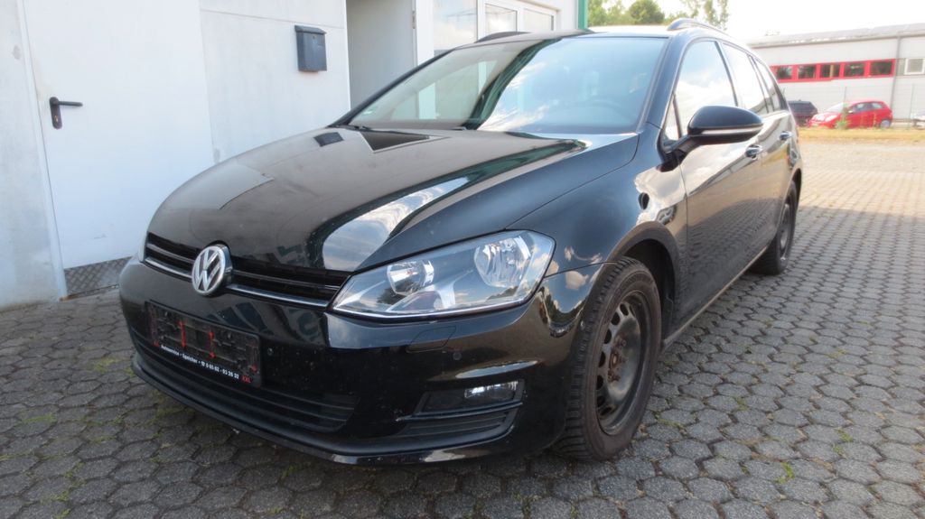VW Golf 209.000 km 4.990 &euro; Speicher 54662