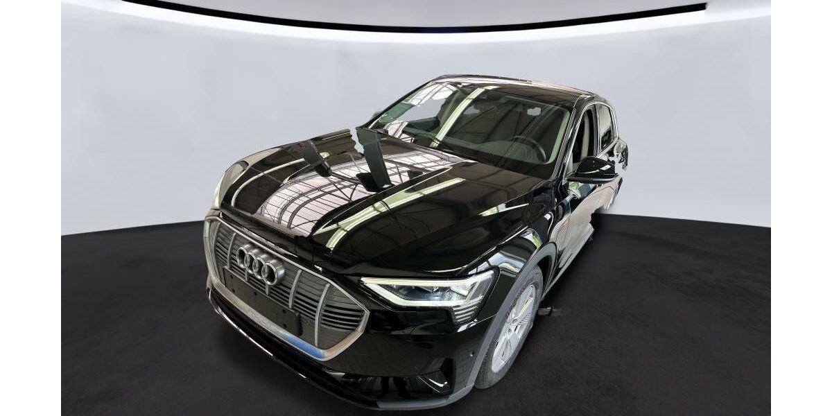 Audi e-tron 58.000 km 27.320 &euro; Bad Langensalza 99947