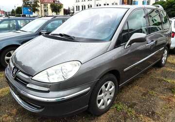 Peugeot 807 213.558 km 2.600 &euro; Dresden 01237