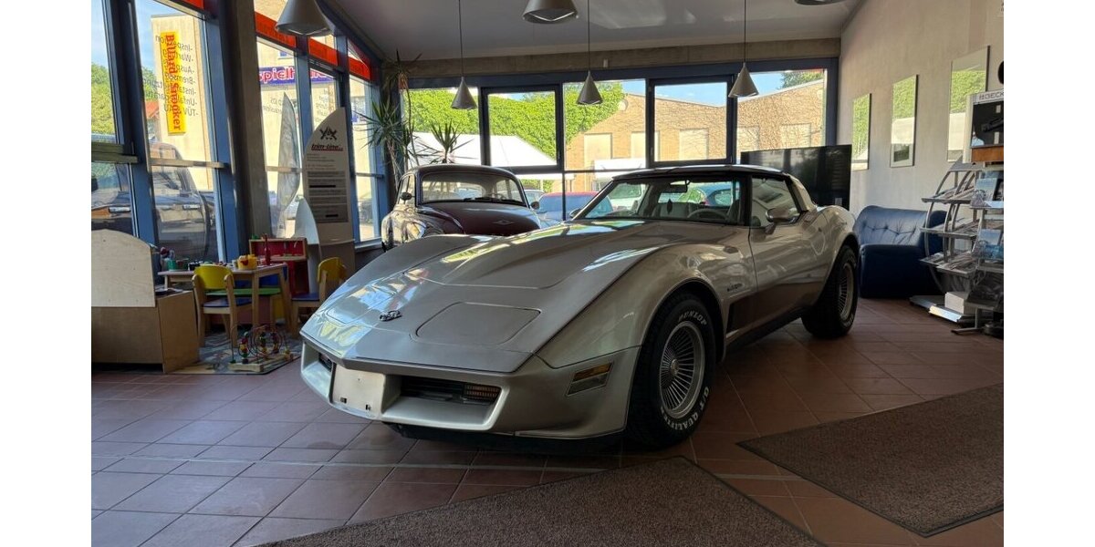 Corvette C3 Targa Collectors Edition 44.000 km 25.999 &euro; Rudolstadt 07407