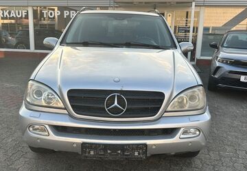 Mercedes-Benz ML 270 227.730 km 2.700 &euro; Schwentinental 24223