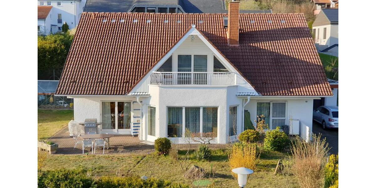 Etagenwohnung Homburg - 4 Zimmer, 110 m&sup2;, 990&euro; | Angebot:27637847