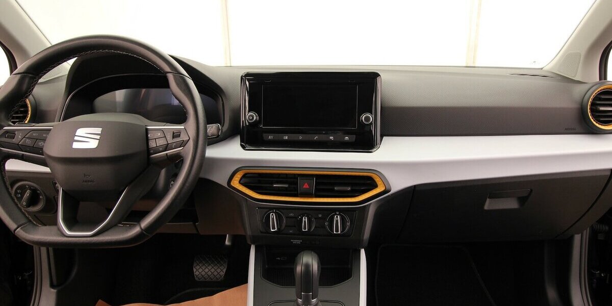 Seat Arona TSI OPF 7-DSG Style LED+TEMPOMAT+KLIMA+ALU 13.847 km 18.700 &euro; Hagenow 19230