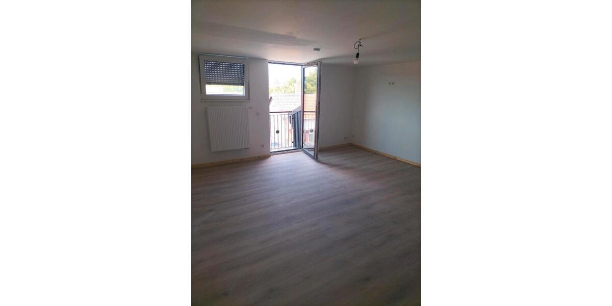 Etagenwohnung Neunkirchen - 4 Zimmer, 90 m&sup2;, 850&euro; | Angebot:27640177