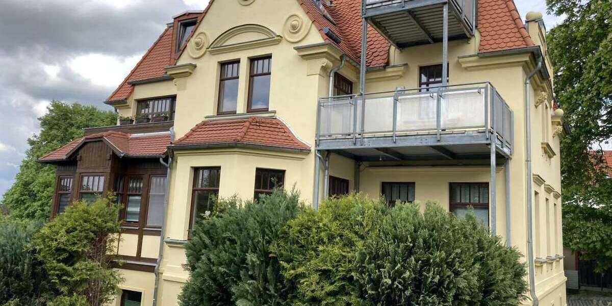 Etagenwohnung Zwickau Niederplanitz - 4 Zimmer, 104 m&sup2;, 700&euro; | Angebot:27651588