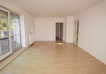 Wohnung Straubing - 2 Zimmer, 73 m&sup2;, 700&euro; | Angebot:27303138