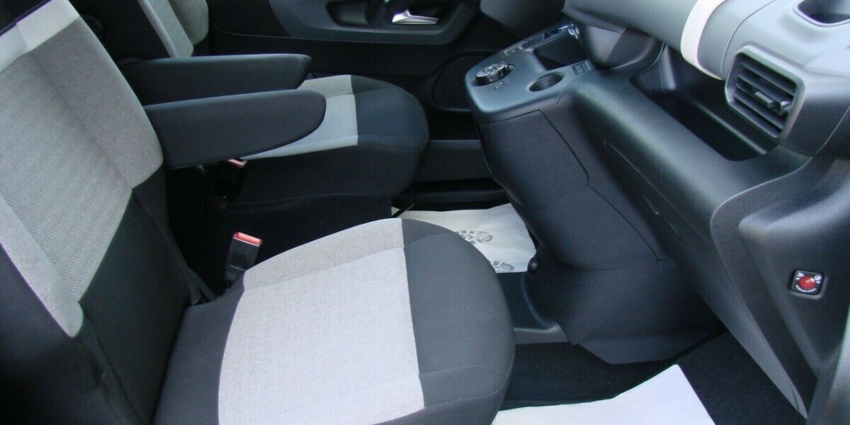 Citroen Berlingo 1.2 Turbo130 Shine M Kamera 180º 13.167 km 23.980 &euro; Falkensee 14612