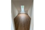 Dachgeschoßwohnung Flensburg - 4 Zimmer, 77 m&sup2;, 1.199&euro; | Angebot:27637272