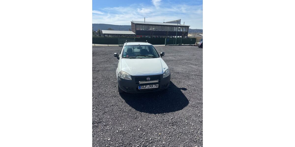 Fiat Strada 209.007 km 5.500 &euro; Rudolstadt 07407