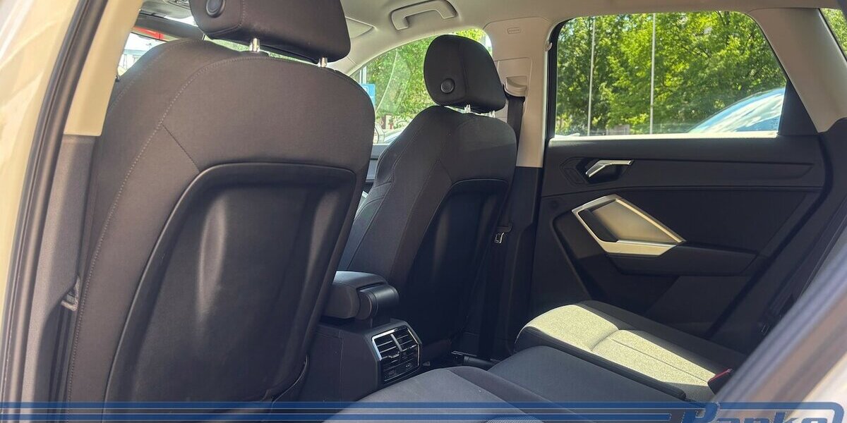 Audi Q3 35 TFSI advanced Aut.*LED*NAV*Sound*SHZ* 66.053 km 23.490 &euro; Berlin 13187