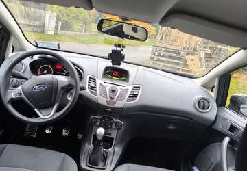 Ford Fiesta 234.118 km 2.200 &euro; Mölln 23879
