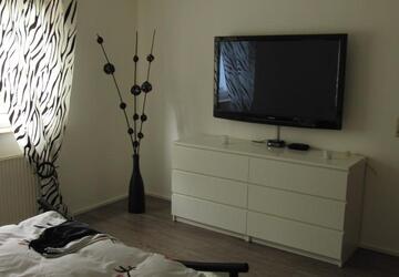 Wohnung Saarbrücken West - 2 Zimmer, 64 m&sup2;, 590&euro; | Angebot:27656954