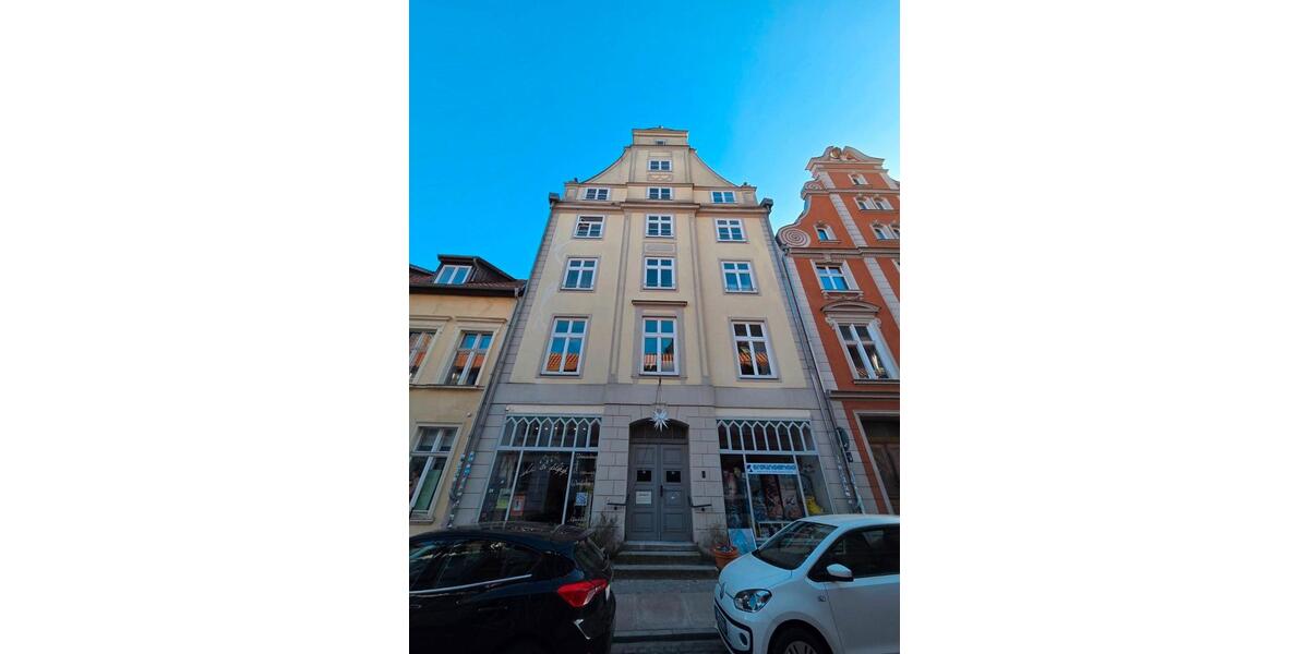 Etagenwohnung Stralsund - 4 Zimmer, 107 m&sup2;, 1.284&euro; | Angebot:27656273