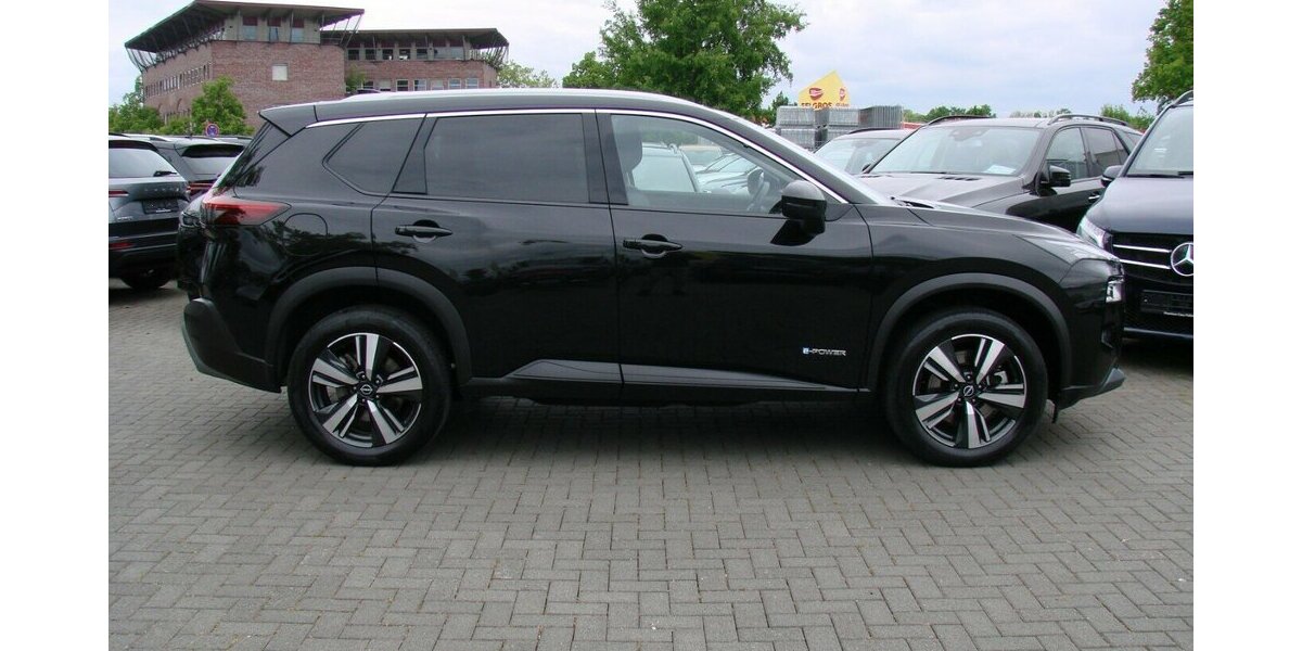 Nissan X-Trail 1.5VC-T ePower e4orce N-Connecta Pano Head 12.897 km 32.890 &euro; Falkensee 14612