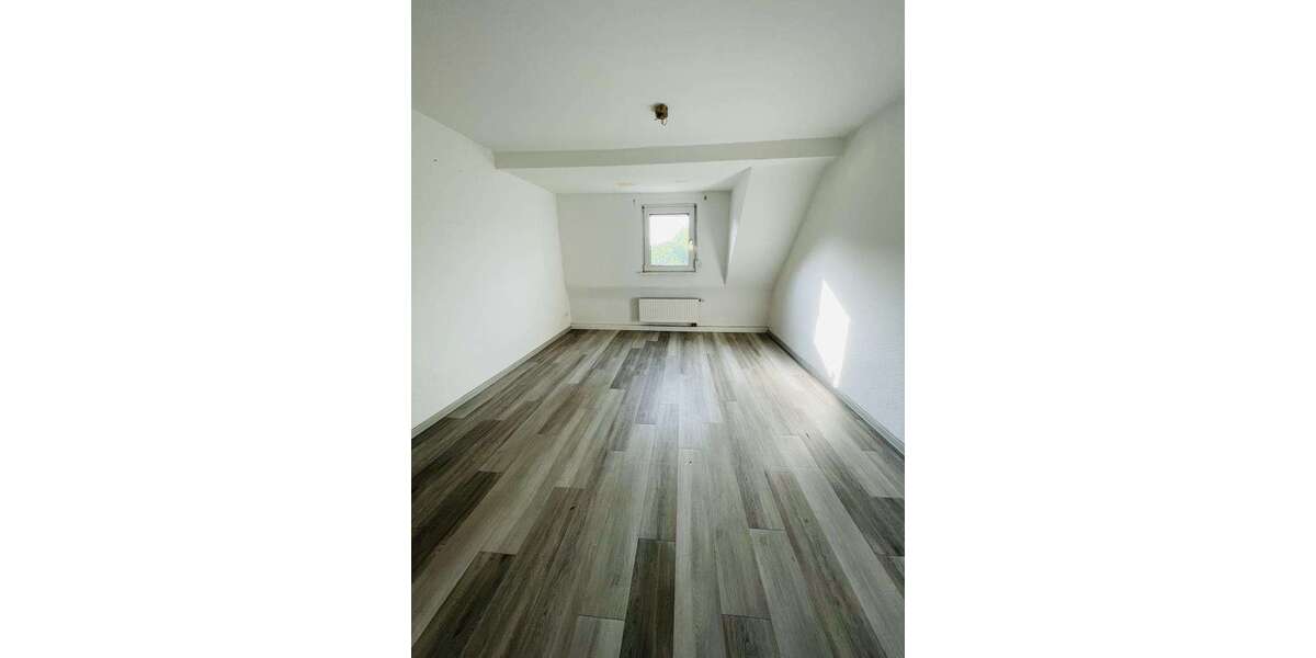 Etagenwohnung Ludwigshafen am Rhein Parkinsel - 4 Zimmer, 72 m&sup2;, 647&euro; | Angebot:27286428