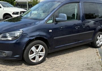 VW Caddy 323.756 km 6.299 &euro; Hanau 63452