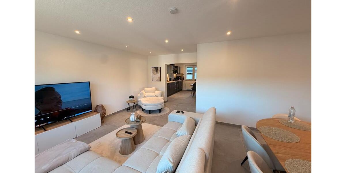 Etagenwohnung Heusweiler - 4 Zimmer, 120 m&sup2;, 1.000&euro; | Angebot:27637307