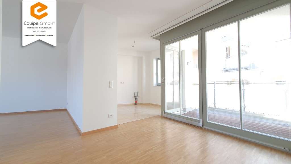 Etagenwohnung Dresden Innere Altstadt - 4 Zimmer, 127 m&sup2;, 1.835&euro; | Angebot:27654966