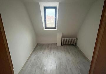 Wohnung Völklingen - 4 Zimmer, 80 m&sup2;, 500&euro; | Angebot:27637511