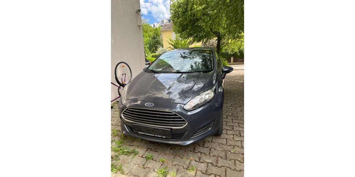 Ford Fiesta 123.000 km 4.990 &euro; Freiburg 79104