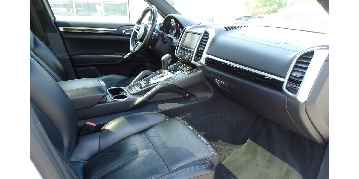 Porsche Cayenne S 4,2l Diesel Pano, Navi, 21 Zoll, Standhe 232.000 km 21.990 &euro; Rodgau 63110