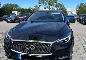 INFINITI Q30 64.709 km 17.000 &euro; Dachau, GKSt 85221