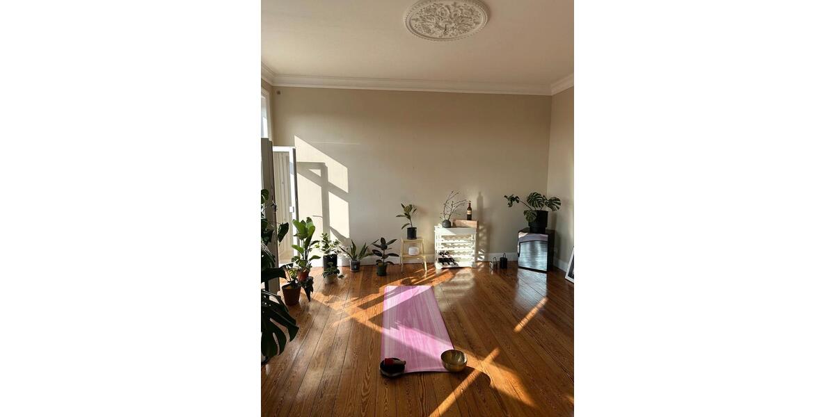 Etagenwohnung Hamburg Altona-Nord - 4 Zimmer, 100 m&sup2;, 2.200&euro; | Angebot:27637299