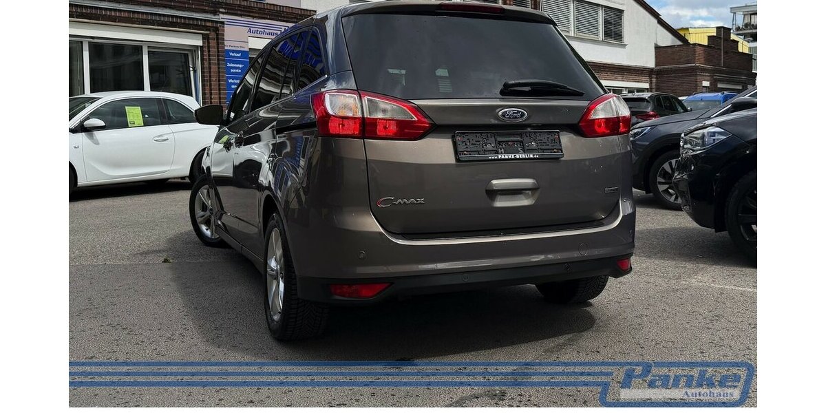 Ford Grand C-Max Champions Edition*SHZ*PDCv+h* 176.659 km 4.890 &euro; Berlin 13187